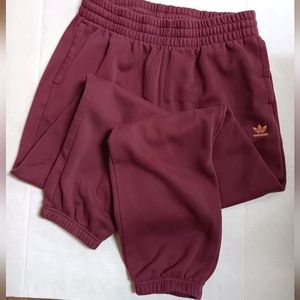 ADIDAS Sweatpants ❤️